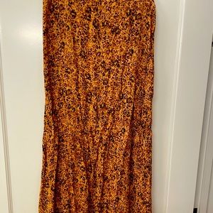 Trendy skirt in leopard print